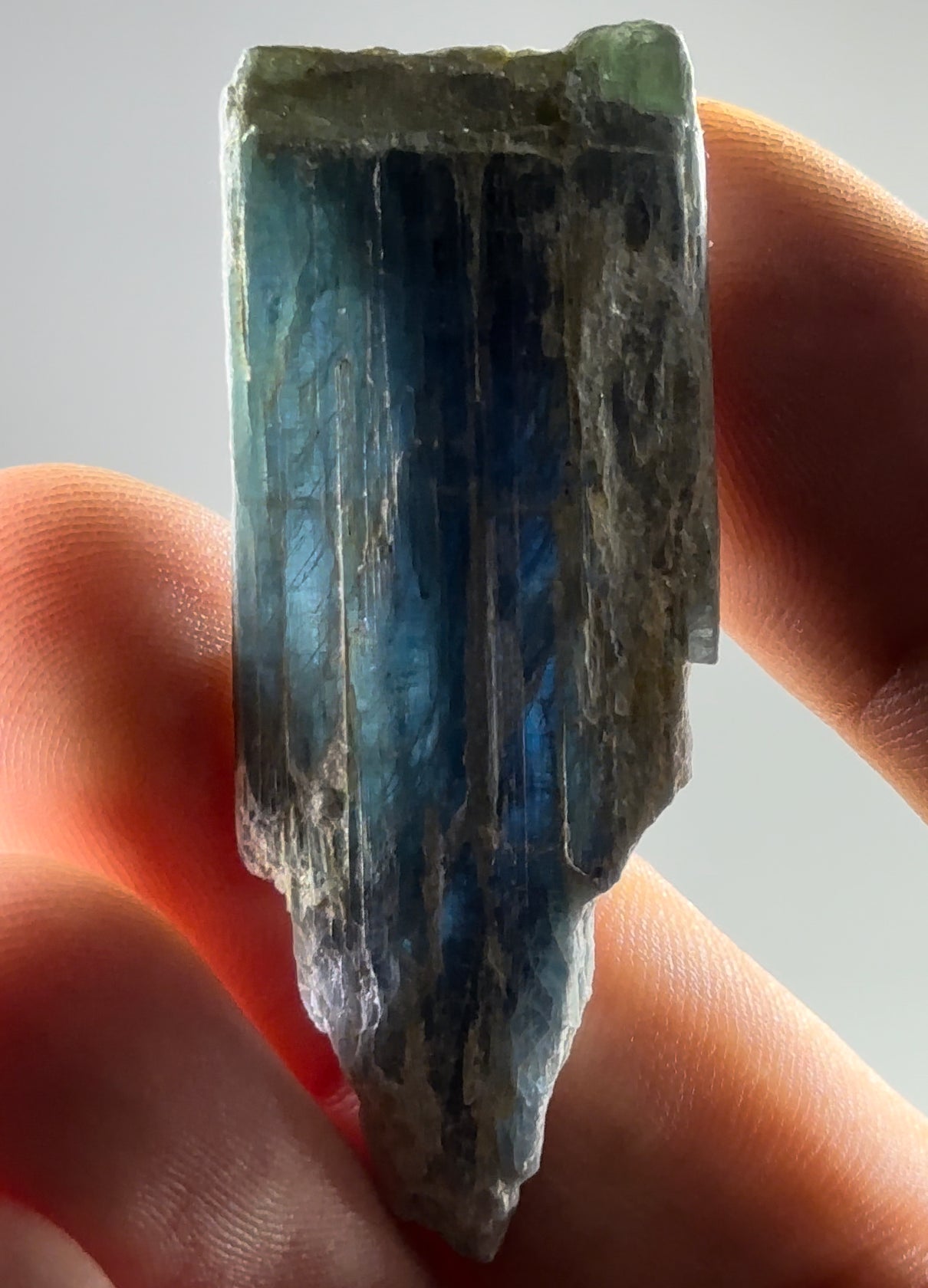 Chromium-rich Kyanite!